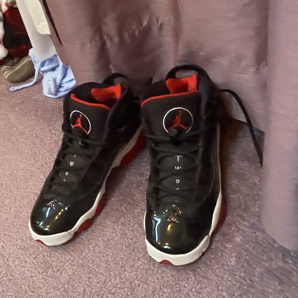 Shoes - Jordan 6 rings